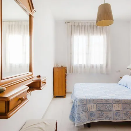 Apartment Miquel 1 - Piso Con Parking Y Wifi En El Centro